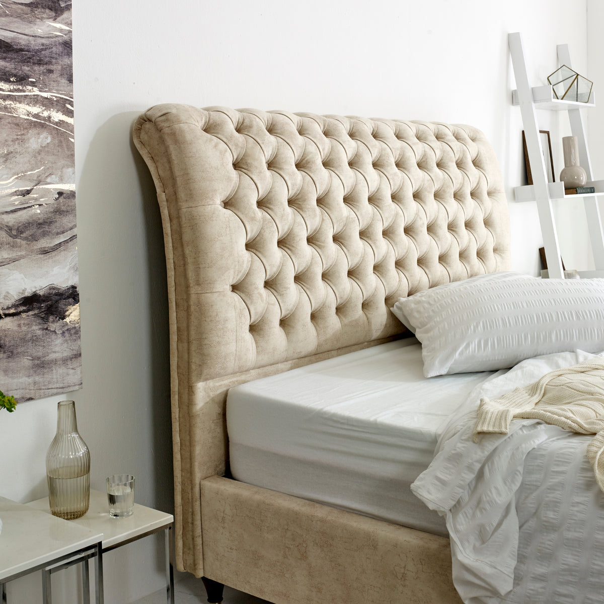 Alisha Bed