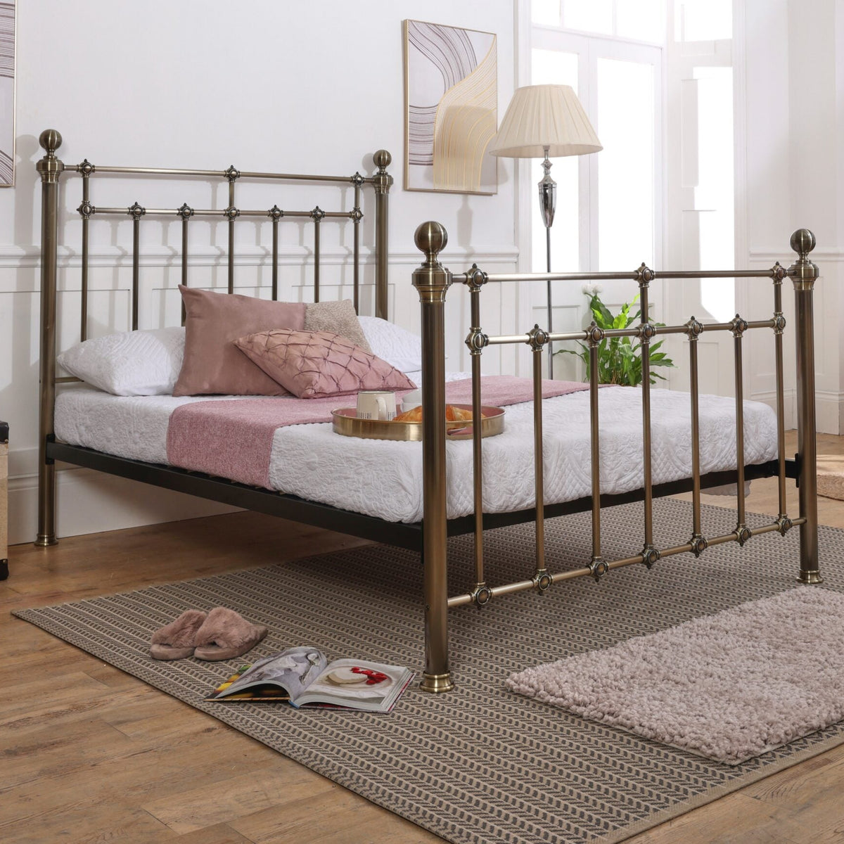 Bristol Bed