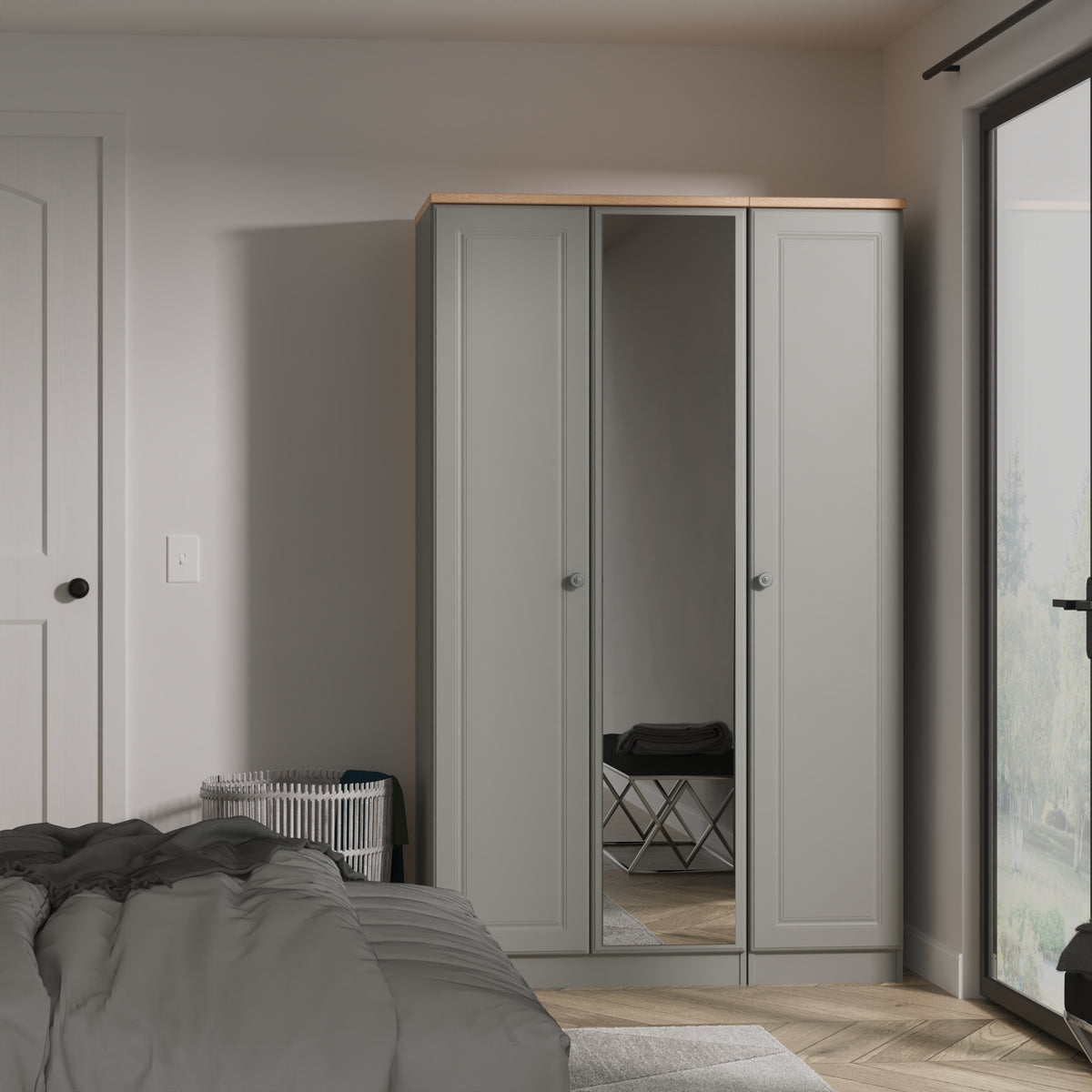 Norfolk Triple Mirror Robe