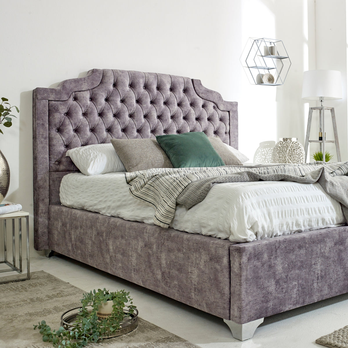 Richmond Bed
